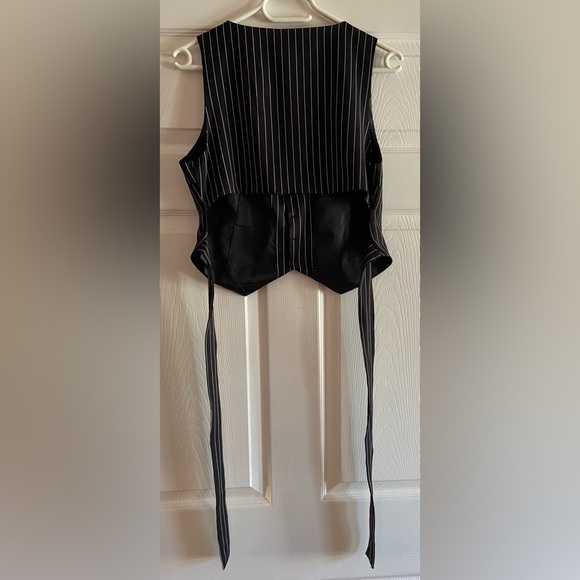 FOREVER 21 Pinstripe Asymmetrical Vest - Picture 2 of 7